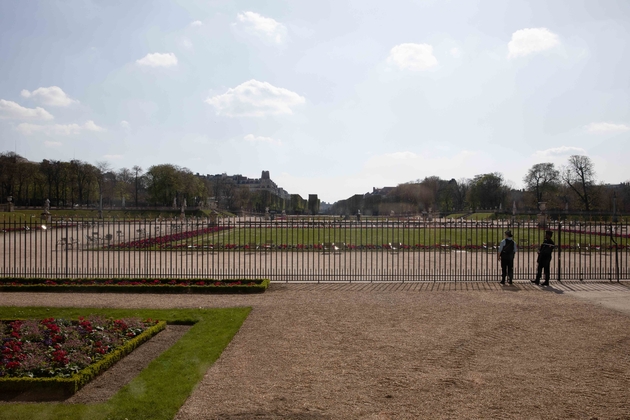 Le jardin du Luxembourg, le 19 mars 2020, au lendemain de l'entrée en vigueur du confinement en France.