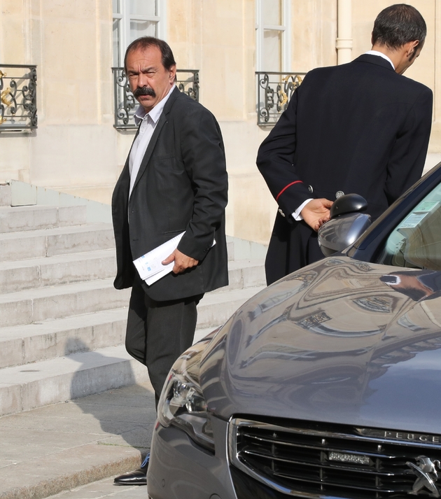 Le leader de la CGT Philippe Martinez arrive à l'Elysée pour une réunion avec les principaux leaders syndicaux et patronaux sur les questions sociales, le 17 juillet 2018 à Paris