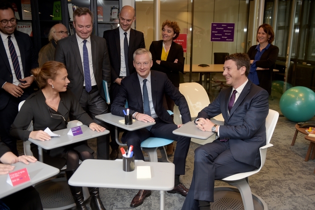 Les ministres Bruno Le Maire, Benjamin Griveaux, Mounir Mahjoubi et Jean-Baptiste Lemoyne en compagnie de la députée LREM Olivia Grégoire, visitent l'espace de 