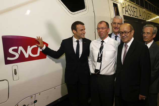2_macron_tgv_juillet_2.jpg