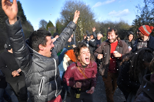 Explosion de joie dans la Zad de Notre-Dame-des-Landes après l'annonce de l'abandon du projet d'aéroport, le 17 janvier 2018