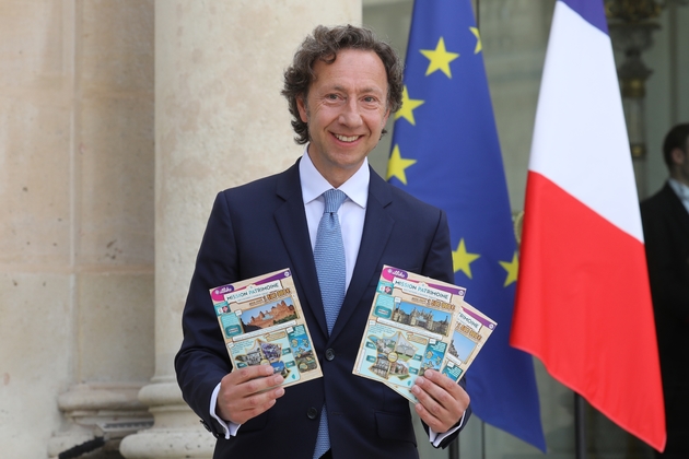 L'animateur télé Stéphane Bern pose à l'Elysée, le 31 mai 2018