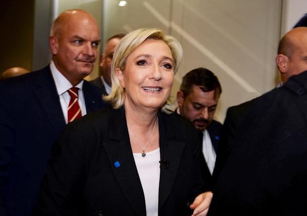 La présidente du Front national Marine Le Pen au Salon des Entrepreneurs le 1er février 2017 à Paris