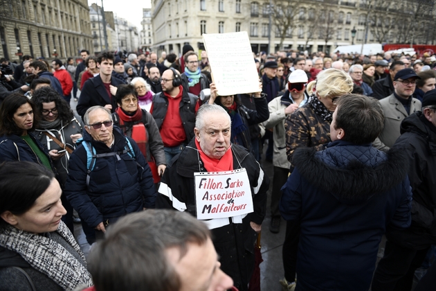 Des manifestants contre la 