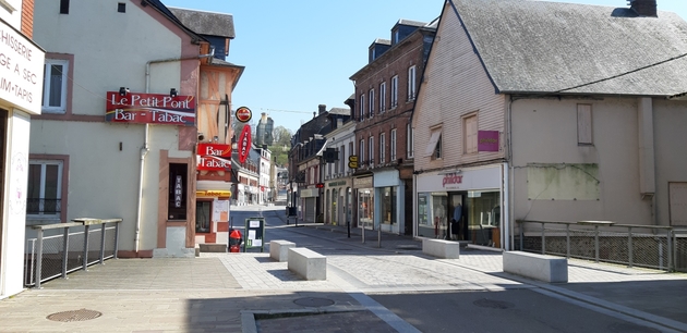 Brionne (Eure) le 26 mars 2020 Ville déserte