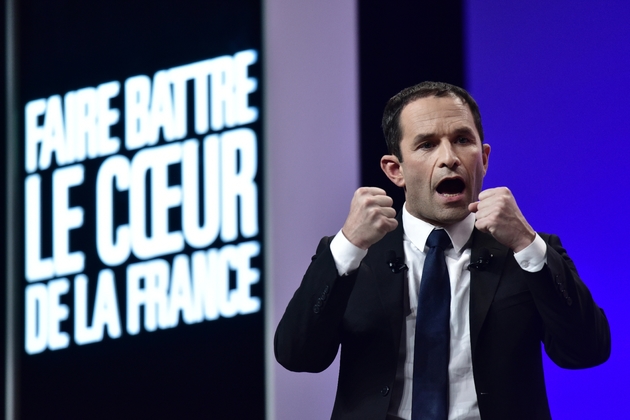 Le candidat socialiste à l'élection présidentielle Benoît Hamon, en meeting au Zénith de Nancy, à Maxéville, le 5 avril 2017