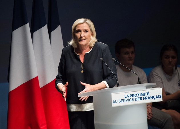 La présidente du Rassemblement national Marine Le Pen s'exprime le 15 septembre 2019 à Fréjus lors de l'université d'été du RN