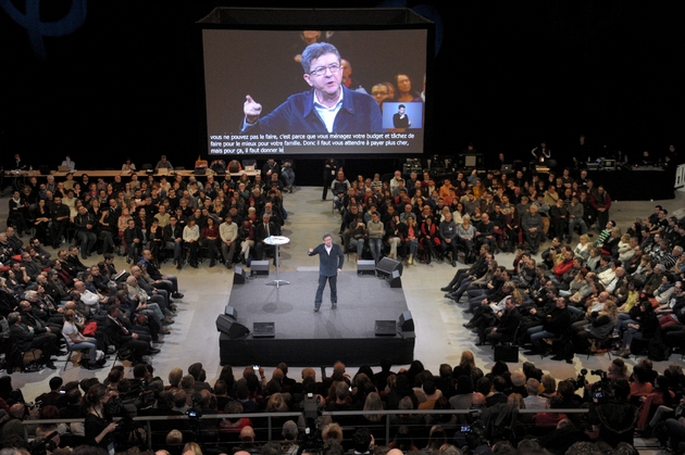 Le candidat de La France insoumise Jean-Luc Mélenchon, le 28 février 2017 lors d'un meeting dans l'Agora de Brest  