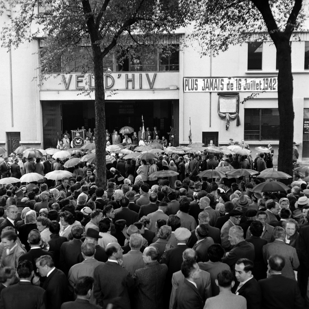Commémoration du 15e anniversaire de la rafle du Vélodrôme d'Hiver (Vel d'Hiv), le 16 juillet 1957 à Paris
