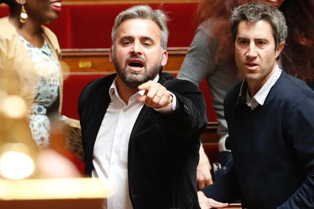 Le député de La France insoumise Alexis Corbière (G) à l'Assemblée nationale à Paris, le 11 avril 2018