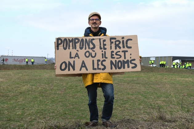 Martin, 54 ans, militant de La France Insoumise (LFI), lors d'un rassemblement de 