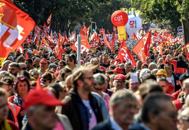 Des manifestants lors d'une journée de manifestation contre la réforme du code du Travail le 12 septembre 2017 à Lille