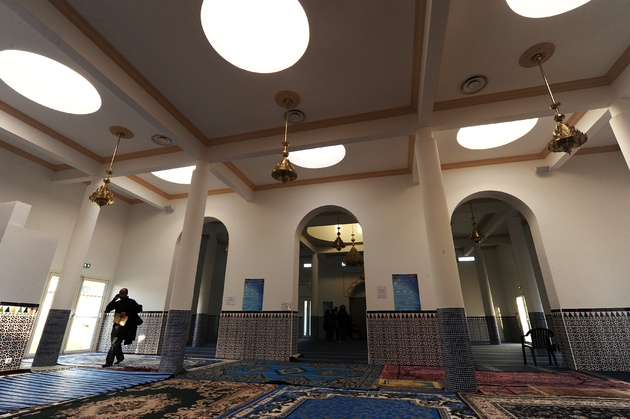 Photo de l'intérieur de la mosquée de Bayonne prise en mars 2015