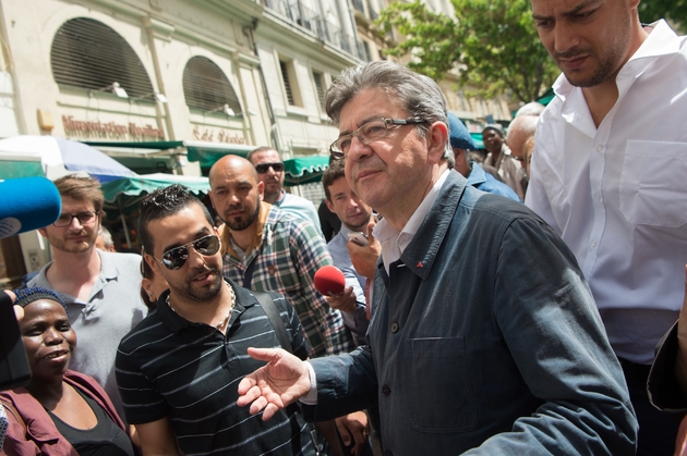 Le leader du mouvement La France insoumise, Jean-Luc Mélenchon, en campagne pour les élections législatives, à Marseille, le 18 mai 2017