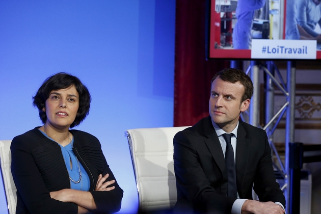 Myriam El Khomri, alors ministre du Travail, et Emmanuel Macron, alors ministre de l'Economie, à Paris le 14 mars 2016