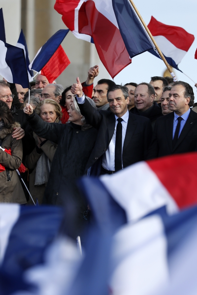 François Fillon et son épouse Penelope, le 5 mars au Trocadero à Paris  