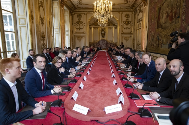 Réunion à Matignon sur le coronavirus avec les chefs de partis représentés au Parlement, les présidents de groupes parlementaires et les présidents d'assemblées, le 27 février 2020