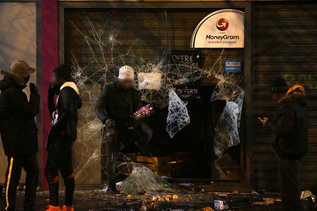 Un supermarché vandalisé à Bobigny, près de Paris, le 11 février 2017