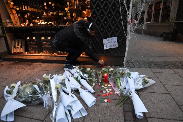 Hommages rendus aux morts à Strasbourg, le 12 décembre 2018
