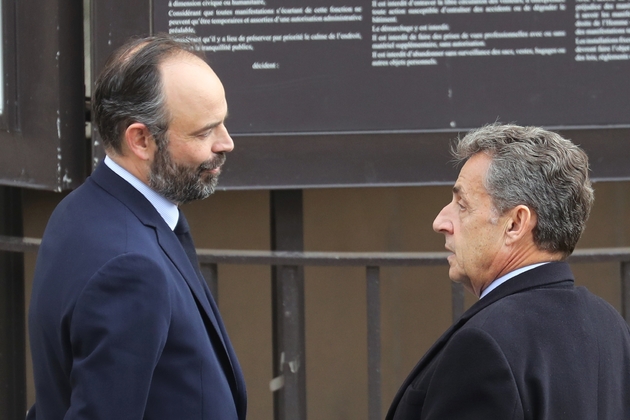 Edouard Philippe (gauche) et Nicolas Sarkozy lors d'une cérémonie en hommage aux victirmes du terrorisme à Paris, le 11 mars 2020