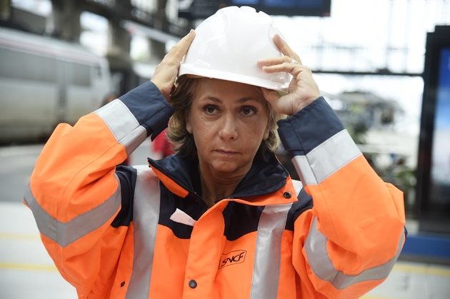 Valérie Pécresse visite les voies du RER C fermé en raison des inondations, à Paris le 4 juin 2016