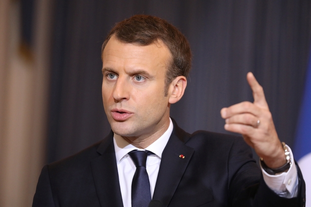 Le président français Emmanuel Macron lors d'une conférence de presse à Niamey, au Niger, le 23 décembre 2017