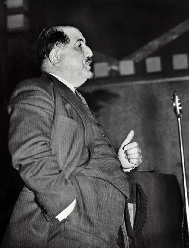 Photo non datée d'un discours de Léon Jouhaux 