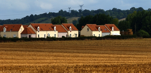 L'Hexagone est grignoté depuis le début des années 1970 par des lotissements pavillonnaires