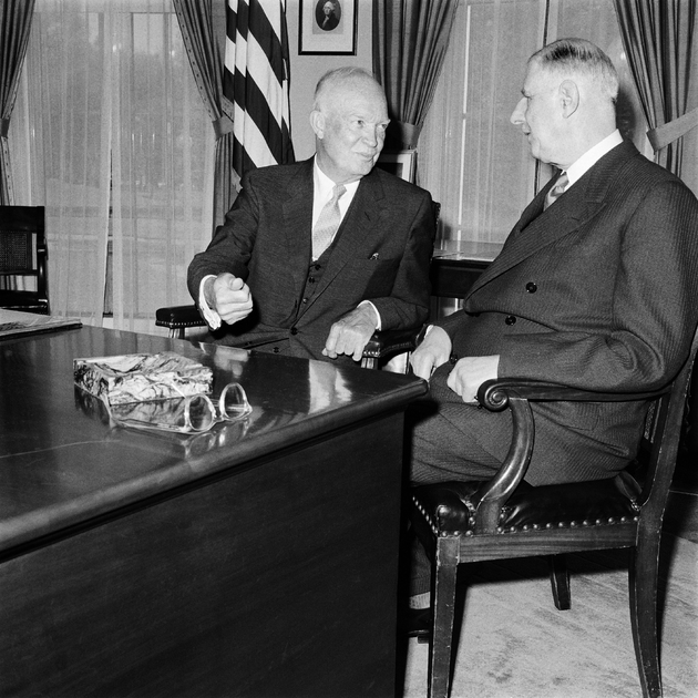 Charles de Gaulle avec le président américain Dwight Eisenhower le 22 avril 1960, à la Maison Blanche