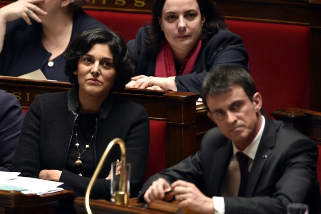 Myriam El Khomri et Manuel Valls le 30 mars 2016 à l'Assemblée nationale à Paris