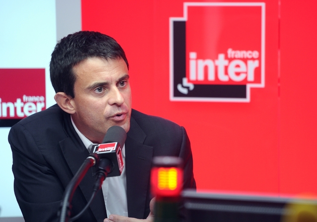 Manuel Valls participe à une émission politique sur France Inter, le 6 octobre 2011 à Paris