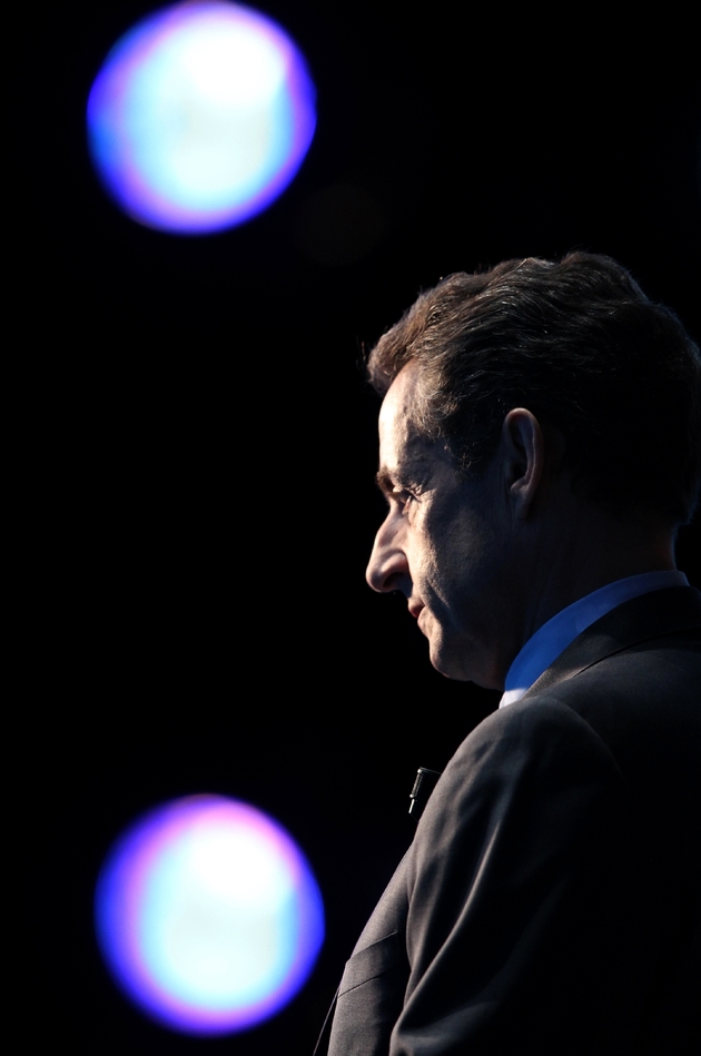 Nicolas Sarkozy sur le plateau du Grand Journal de Canal + à Paris le 3 mai 2012