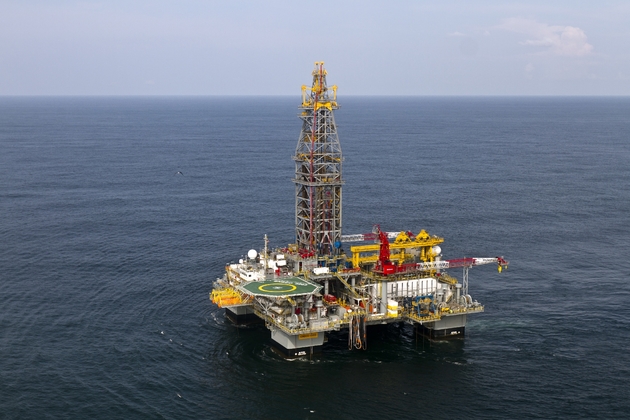 Une plateforme pétrolière de la société britannique Tullow Oil, le 17 septembre 2011, au large du département français la Guyane. 