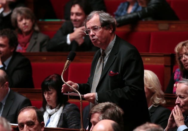 Le député du Calvados Alain Tourret, lors d'une séance de questions au gouvernement, à l'Assemblée nationale à Paris, le 5 novembre 2013