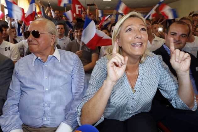 Jean-Marie Le Pen et sa fille Marine lors du congrège du FN à Fréjus en 2014