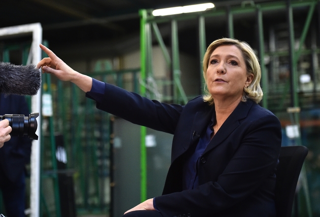 Marine Le Pen en visite à l'usine Fermap le 18 janvier 2017 à Forbach