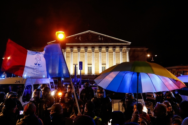 Manifestation à l'appel de la CGT devant l'Assemblée nationale à Paris le 29 février 2020 après le recours au 49.3 par le Premier ministre Edouard Philippe 