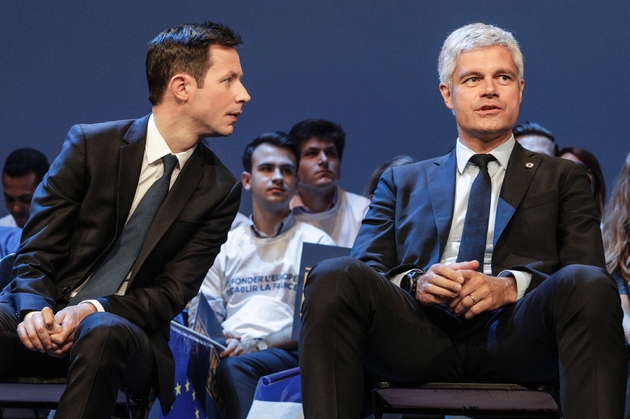 La tête de liste LR aux Européennes, François-Xavier Bellamy (g), et le président des Républicains Laurent Wauquiez, lors d'un meeting de campagne à Paris, le 15 mai 2019