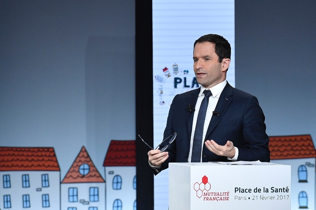 Le candidat socialiste à la présidentielle française Benoît Hamon à Paris, le 21 février 2017