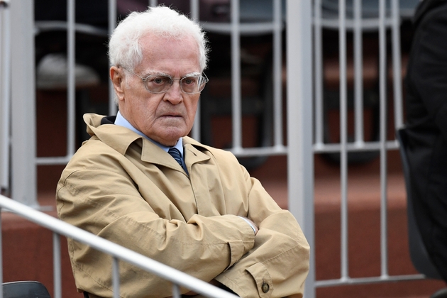L'ancien Premier ministre Lionel Jospin, assiste au tournoi de Roland-Garros à Paris, le 23 mai 2016