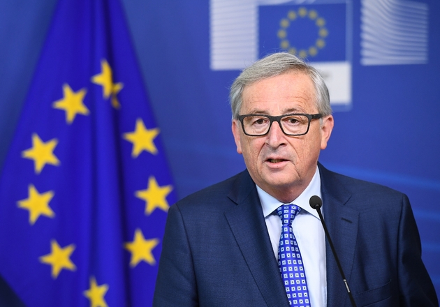 Le président de la Commission européenne Jean-Claude Juncker lors d'une conférence de presse à Bruxelles, le 6 avril 2017