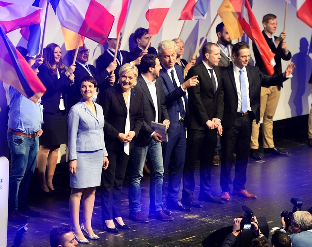 Frauke Petry de l'AfD, Marine Le Pen (FN), Matteo Salvini, de la Ligue du Nord italienne, et Geert Wilders du Parti de la Liberté néerlandais réunis à Coblence en Allemagne le 21 janvier 2017