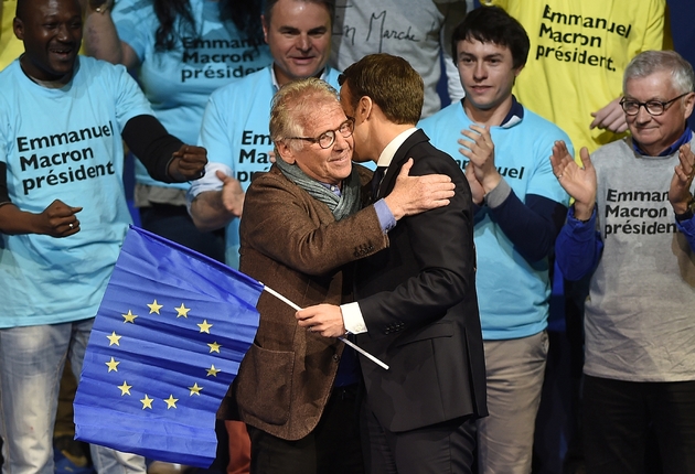 Emmanuel Macron (d), candidat d'En Marche! à la présidentielle et Daniel Cohn-Bendit, le 19 avril 2017 à Nantes