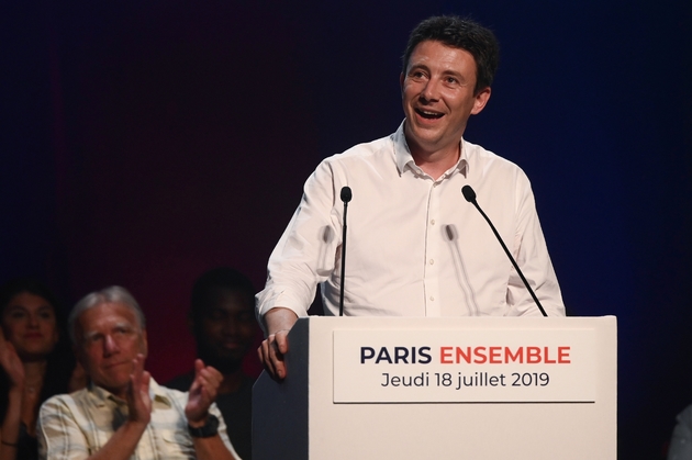 Benjamin Griveaux, le candidat investi par La République en Marche pour la course à la Mairie de Paris, s'exprime durant son 1er meeting de campagne, le 18 juillet 2019 dans la capitale