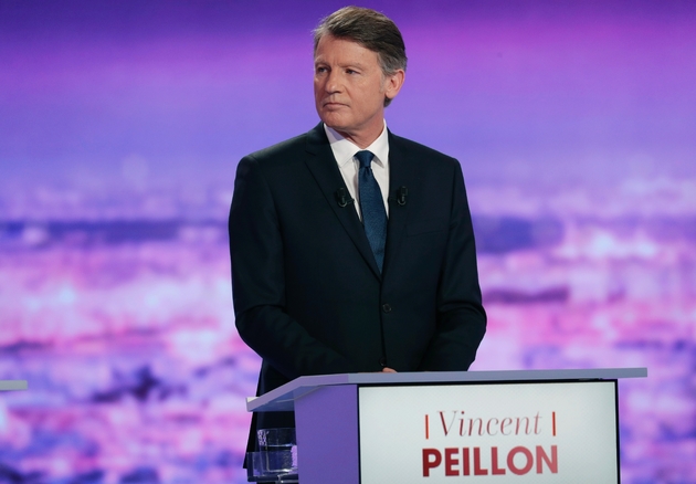 Vincent Peillon sur le plateau de TF1 à La-Plaine Saint-Denis, le 12 janvier 2017.