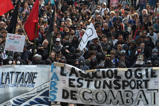 Des manifestants défilent  à Nantes, le 26 mai 2018 