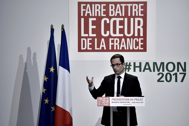 Benoît Hamon, le 16 mars 2017 à Paris, lors de la présentation de son programme