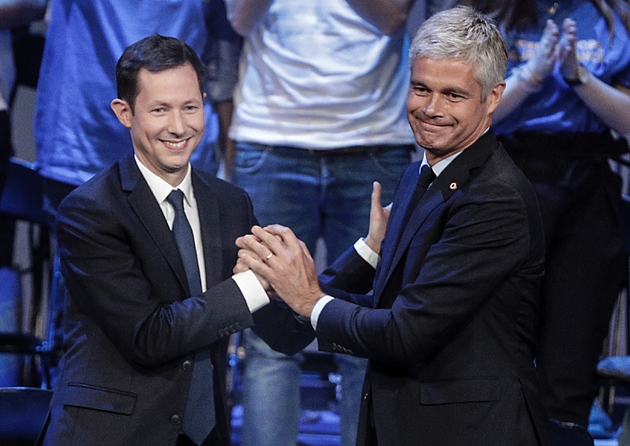 Francois-Xavier Bellamy et  Laurent Wauquiez lors d'un meeting à Paris le 15 mai 2019