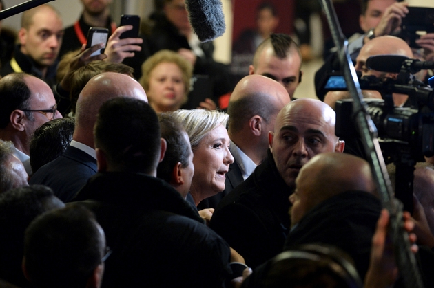 Marine Le Pen au Salon des Entrepreneurs à Paris le 1er février 2017 