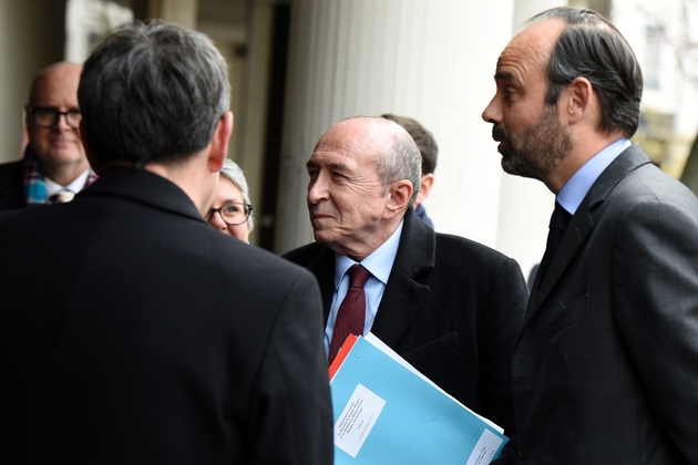 Edouard Philippe et le ministre de l'Intérieur Gérard Collomb (C), à Lyon, le 19 février 2018